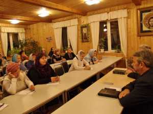 В Миссионерском Центре Преподобного Иосифа Волоцкого был проведен обучающий семинар для свечниц, помощников настоятелей и иных церковных работников