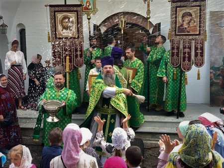 Престольный праздник в честь преподобного Сергия Радонежского впервые в храме Священномученика Ермогена в Зюзине. День рождения настоятеля.
