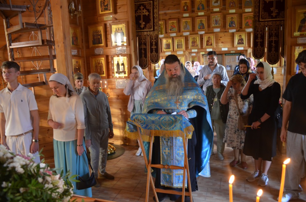 молебен для студентов