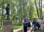 Экскурсия прихожан храма Священномученика Ермогена в Зюзине в парки Остафьево и Дубровицы Экскурсия прихожан храма Священномученика Ермогена в Зюзине в парки Остафьево и Дубровицы