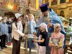 Молебен на начало учебного года в храме Священномученика Ермогена, Патриарха Московского и всея Руси, чудотворца, в Зюзине Молебен на начало учебного года в храме Священномученика Ермогена, Патриарха Московского и всея Руси, чудотворца, в Зюзине